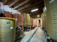 Dpt Gard (30), à vendre dans le Gard, propriété viticole en AOP Côtes du Rhône sur 25 hectares avec Château du XVème siècle.