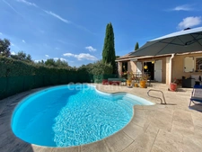 Maison T6 de plain-pied avec charme et piscine – SAINT-MAXIMIN (30) 