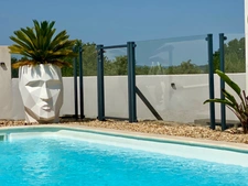 A SAUZET, Maison à vendre 4 pièces de 115 m2, double garage, carport, piscine