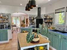 Maison à vendre 10 pièces proche de UZES (30) sur un terrain de 2 800 m2