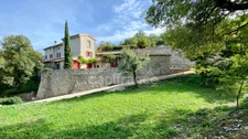 Dpt Gard (30), à vendre proche de BARJAC, aux portes de l'Ardèche, ancien Mas avec gîtes de 350 m² - Terrain de 5 000 m² avec piscine