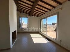Appartement à vendre 6 pièces UZES (30) Centre Historique- Duplex de 102 m² avec terrasse et vue
