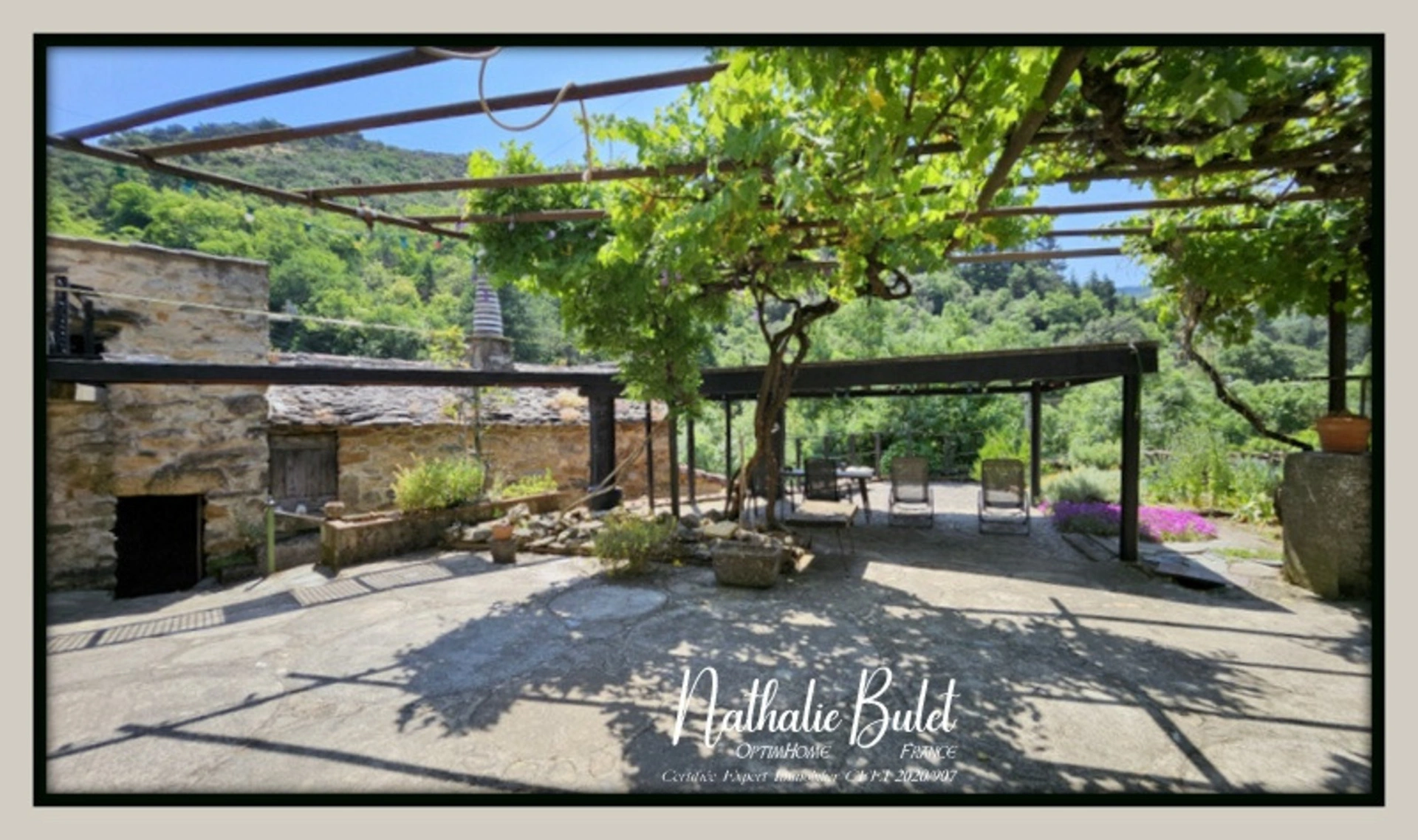 Maison 6 pièces 102 m² · à Riols · 102 m² · 155 000 €