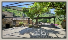 A vendre – Maison de village avec jardin et dépendances – secteur entre Saint-Chinian et Saint Pons de Thomières
