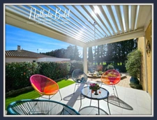 SAINT-CHINIAN – MAISON DE PLAIN-PIED RÉCENTE AVEC JARDIN, GARAGE ET PRESTATIONS DE QUALITÉ
