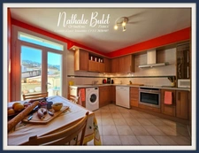 APPARTEMENT T3 AVEC TERRASSE À SAINT-CHINIAN – CENTRE-VILLAGE, AU CALME