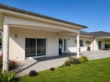 VILLA SUR PARC ARBORÉ AVEC PISCINE