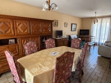 PAVILLON SUR SOUS-SOL SEMI-ENTERRÉ