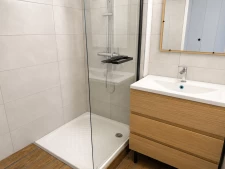 APPARTEMENT AVEC BALCON DANS RÉSIDENCE DE STANDING
