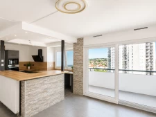 APPARTEMENT AVEC BALCON DANS RÉSIDENCE DE STANDING