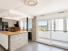 APPARTEMENT AVEC BALCON DANS RÉSIDENCE DE STANDING