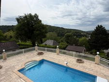 VILLA AVEC PISCINE ET PARC ARBORÉ