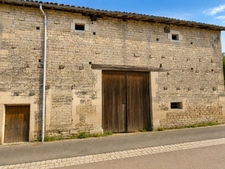 GRANGE ET TERRAIN, BEAU POTENTIEL