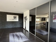 VILLA SUR PARC ARBORÉ AVEC PISCINE