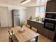 PROCHE DU LAC: BEAU PAVILLON INDIVIDUEL + SECOND LOGEMENT 