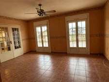 DEUX LOGEMENTS DANS CETTE GRANDE MAISON INDIVIDUELLE  - BAISSE DE PRIX !!! - A SAISIR TRÈS RAPIDEMENT ! -