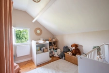 MAISON INDIVIDUELLE AVEC JARDIN CLOS ET GARAGE