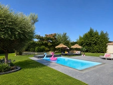 VILLA SUR PARC ARBORÉ AVEC PISCINE