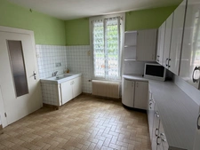 MAISON D'HABITATION + SECONDE BATISSE À RENOVER