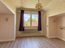 MAISON INDIVIDUELLE, 3 CHAMBRES, SOUS-SOL COMPLET ET JARDIN CLOS