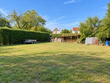 MAISON INDIVIDUELLE, 3 CHAMBRES, SOUS-SOL COMPLET ET JARDIN CLOS