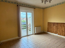 JOLIE MAISON DE VILLE AVEC JARDIN
