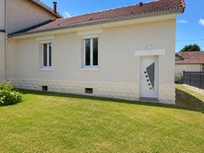 PAVILLON DE PLAIN PIED, 2 CHAMBRES, GARAGE ET JARDIN CLOS