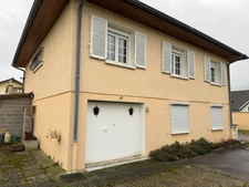 DEUX LOGEMENTS DANS CETTE GRANDE MAISON INDIVIDUELLE  - BAISSE DE PRIX !!! - A SAISIR TRÈS RAPIDEMENT ! -