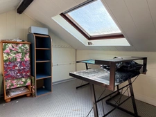 PAVILLON SUR SOUS-SOL, 3 CHAMBRES, BUREAU ET JARDIN CLOS