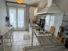 PAVILLON INDIVIDUEL DE PLAIN PIED - 3 CHAMBRES - GARAGE