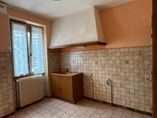 JOLIE MAISON DE VILLE AVEC JARDIN