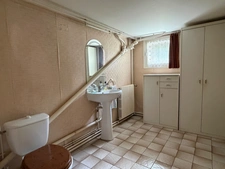 PAVILLON SUR SOUS-SOL COMPLET