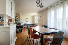 MAISON INDIVIDUELLE AVEC JARDIN CLOS ET GARAGE
