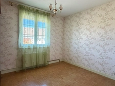 BEAU PAVILLON INDIVIDUEL SUR SOUS-SOL COMPLET - 5 CHAMBRES + 1 BUREAU