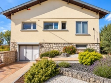 PAVILLON INDIVIDUEL SUR SOUS-SOL COMPLET AVEC VERANDA