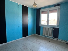 MAISON 4 CHAMBRES AVEC GARAGE ET JARDIN