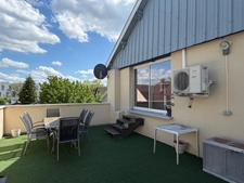 LOFT CONTEMPORAIN,  160m2, 4 CHAMBRES - TERRASSE, JARDIN AVEC PISCINE ET GARAGE
