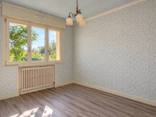 MAISON INDIVIDUELLE, 3 CHAMBRES, SOUS-SOL COMPLET ET JARDIN CLOS