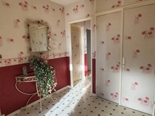 APPARTEMENT 3 CHAMBRES, GARAGE, STATIONNEMENT PRIVATIF ET CAVE