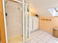 PAVILLON INDIVIDUEL SUR SOUS-SOL SEMI-ENTERRÉ