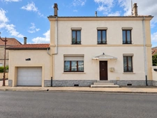 MAISON 3 CHAMBRES + 1 BUREAU, AVEC GARAGE ET PATIO
