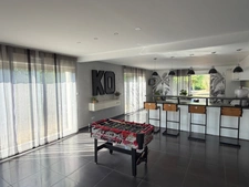 VILLA SUR PARC ARBORÉ AVEC PISCINE