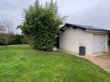 VILLA SUR PARC ARBORÉ AVEC PISCINE
