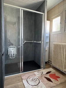 REMARQUABLE MAISON, 4 CHAMBRES & GRAND JARDIN CLOS