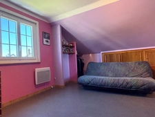 BEAU PAVILLON INDIVIDUEL SUR SOUS-SOL COMPLET - 5 CHAMBRES + 1 BUREAU