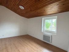 MAISON INDIVIDUELLE, 3 CHAMBRES, GARAGE ET JARDIN