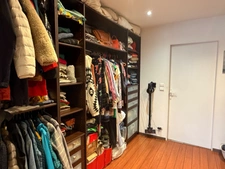 LOFT CONTEMPORAIN,  160m2, 4 CHAMBRES - TERRASSE, JARDIN AVEC PISCINE ET GARAGE