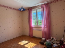BEAU PAVILLON INDIVIDUEL SUR SOUS-SOL COMPLET - 5 CHAMBRES + 1 BUREAU