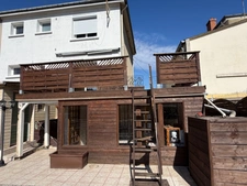PAVILLON SUR SOUS-SOL, 3 CHAMBRES, BUREAU ET JARDIN CLOS