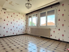 MAISON 4 CHAMBRES AVEC GARAGE ET JARDIN